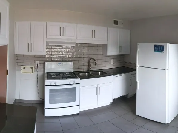 10204 Candelaria Rd NE, Albuquerque, NM 87112