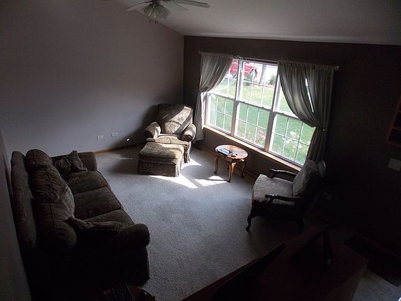 4th image of 2725 Turnberry Dr
