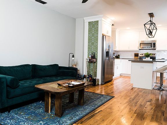 3rd image of 3114 P St