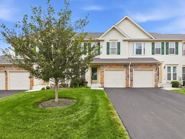 712 Wisteria Dr, Warrington, PA 18976