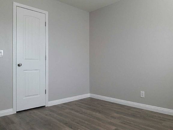 4th image of 729 N Walnuthaven Dr