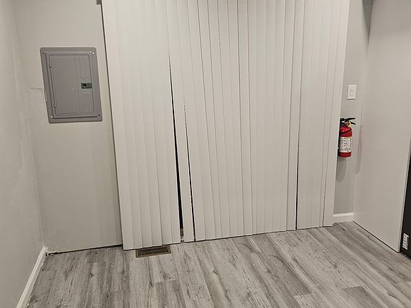 Eat-In Kitchen