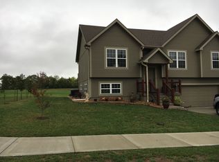 412 S West St, Cameron, MO 64429