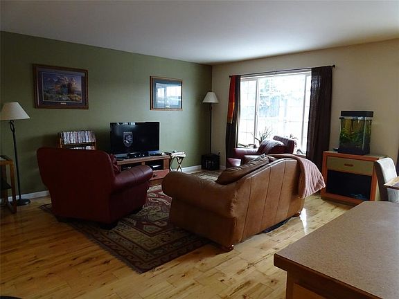 4th image of 337C Magdalene Way Building 10