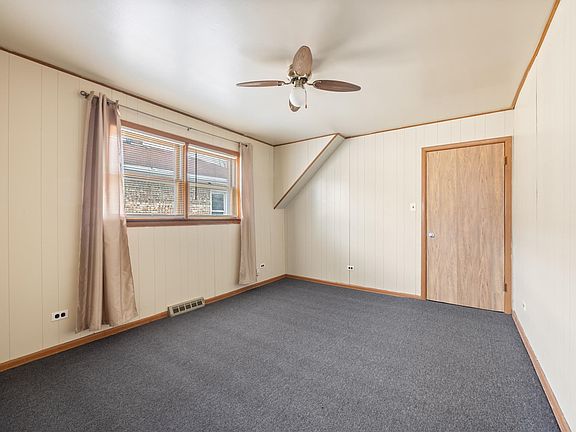 4th image of 32 W 21st St APT 2