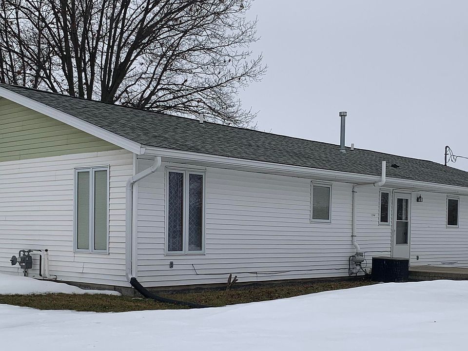29 E Main St, Treynor, IA 51575 Zillow