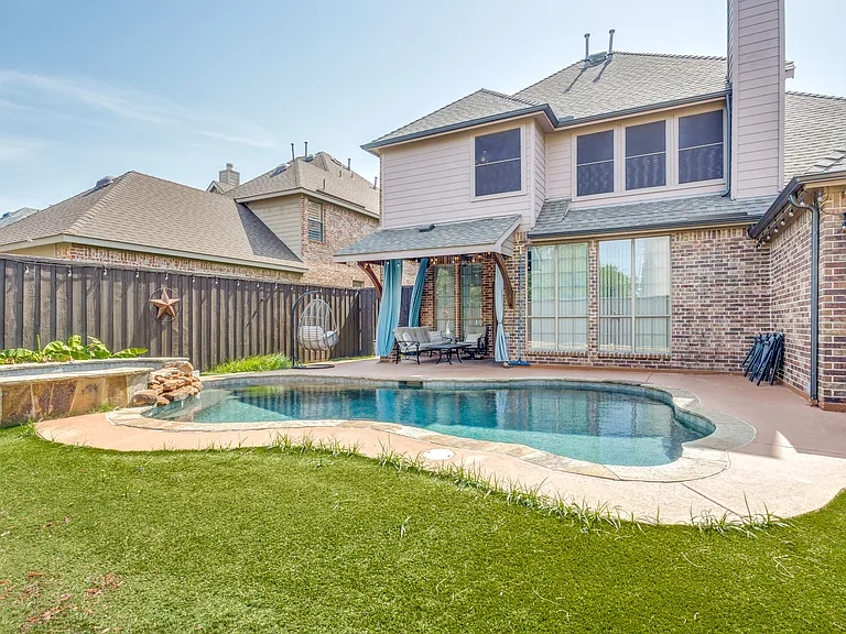 11649 Keystone Dr — Photo 34