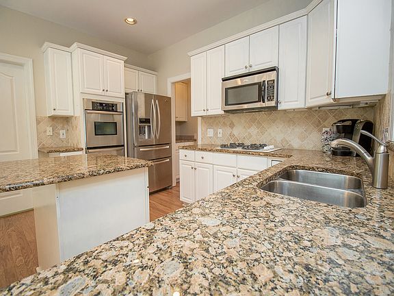 5th image of 2721 Peverell Ln