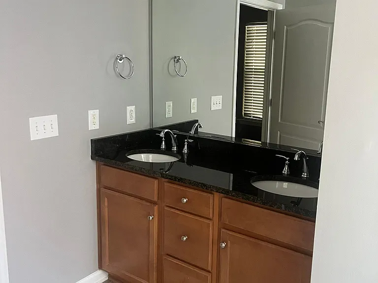 5293 Cottage Cir — Photo 15