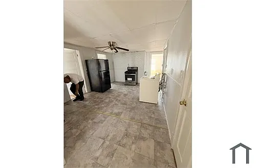 101 Putnam St Photo 1