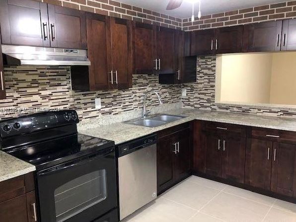 4943 NW 82nd Ave #203