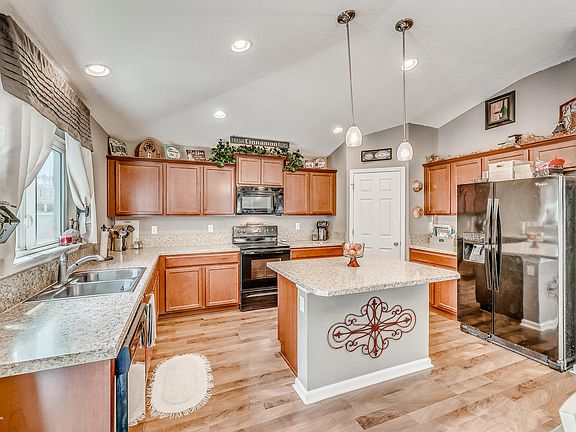 5th image of 9646 Abby Glen Cir