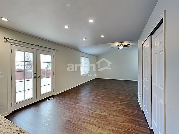 5th image of 11317 Stanwood Ln