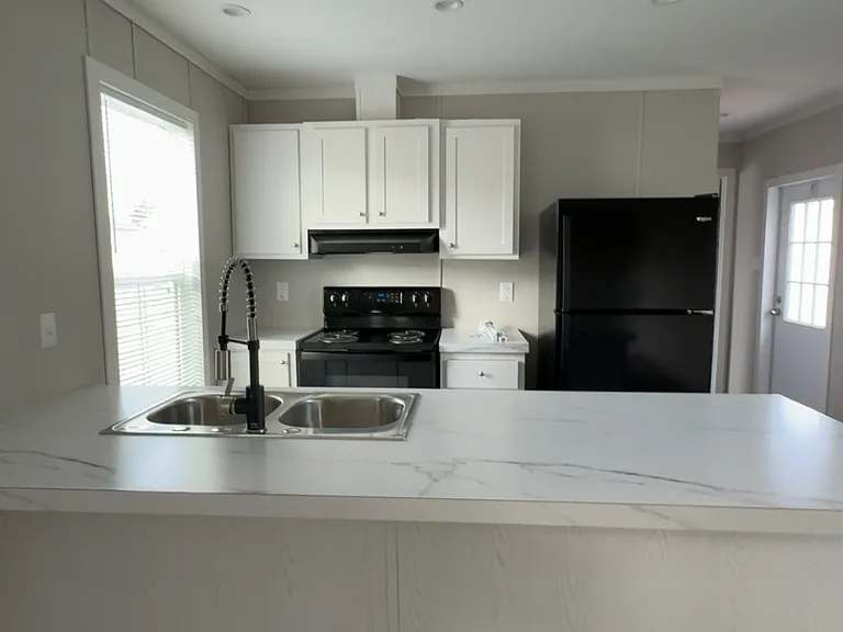 636 Sweetpea Ln — Photo 9