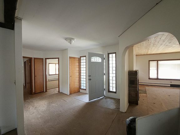 4th image of 388 Aroostook Avenue