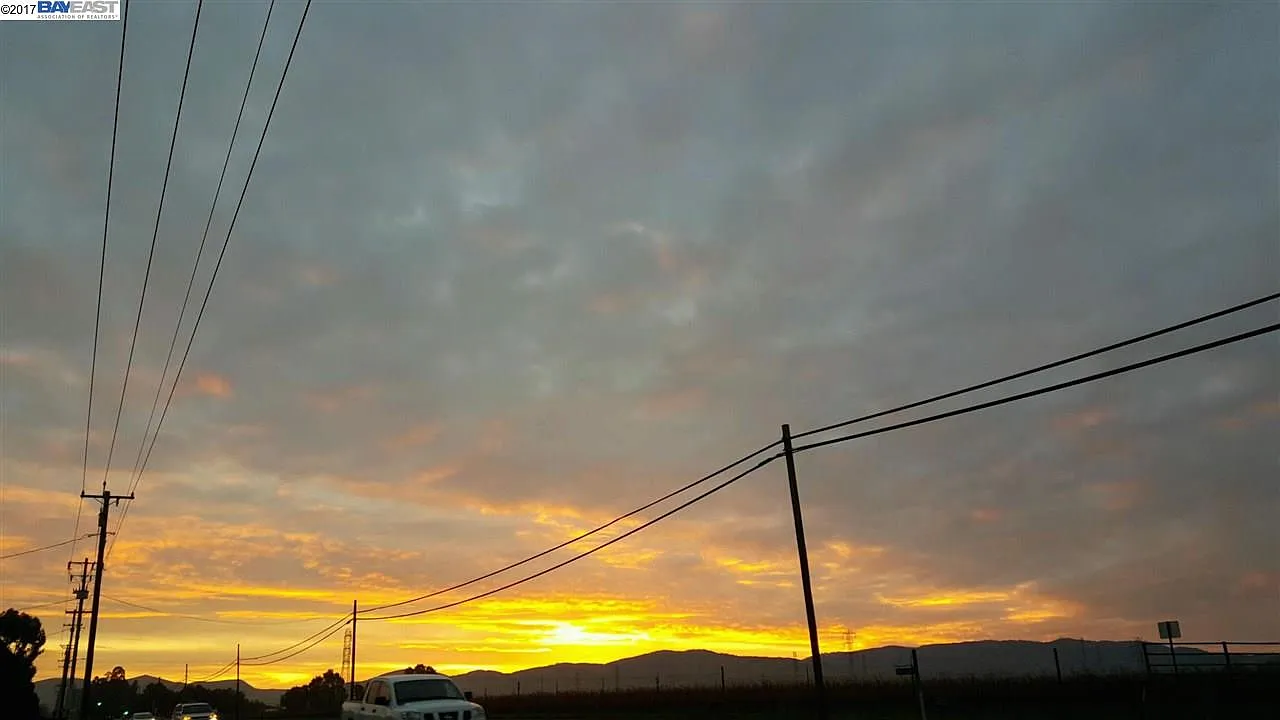 4720 Tesla Rd photo 1