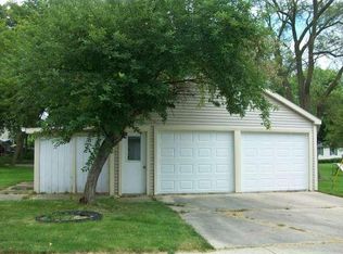 125 W Washington Ave, Hartford, WI 53027