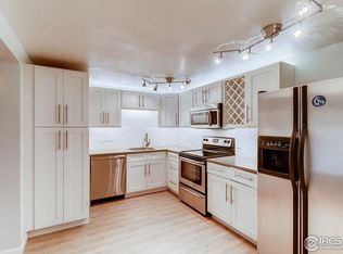 625 Pearl St APT 4, Boulder, CO 80302