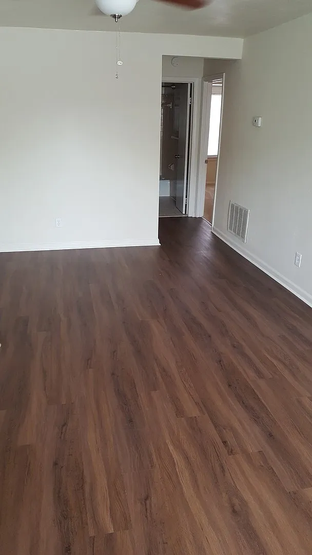 1375 Kingston Ave — Photo 2