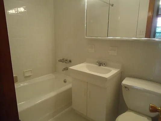 Rented by RES New York | media 11