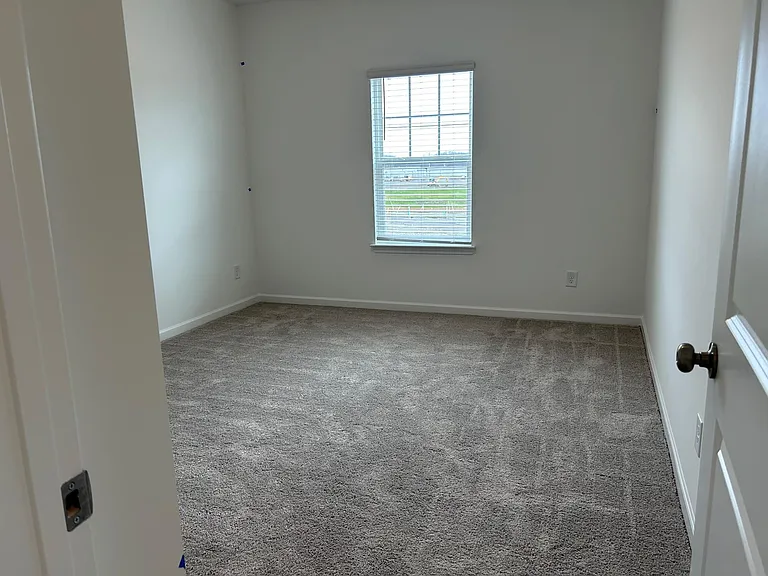 163 Townsend Cir — Photo 13
