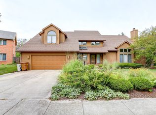 1214 Wilshire Ct, Champaign, IL