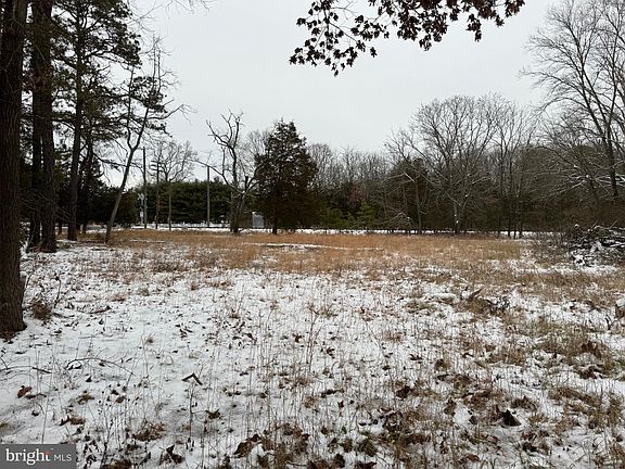 5th image of 326 Leonard Cake Rd