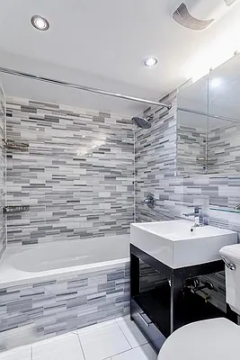 Rented by Avenues Real Estate | media 16