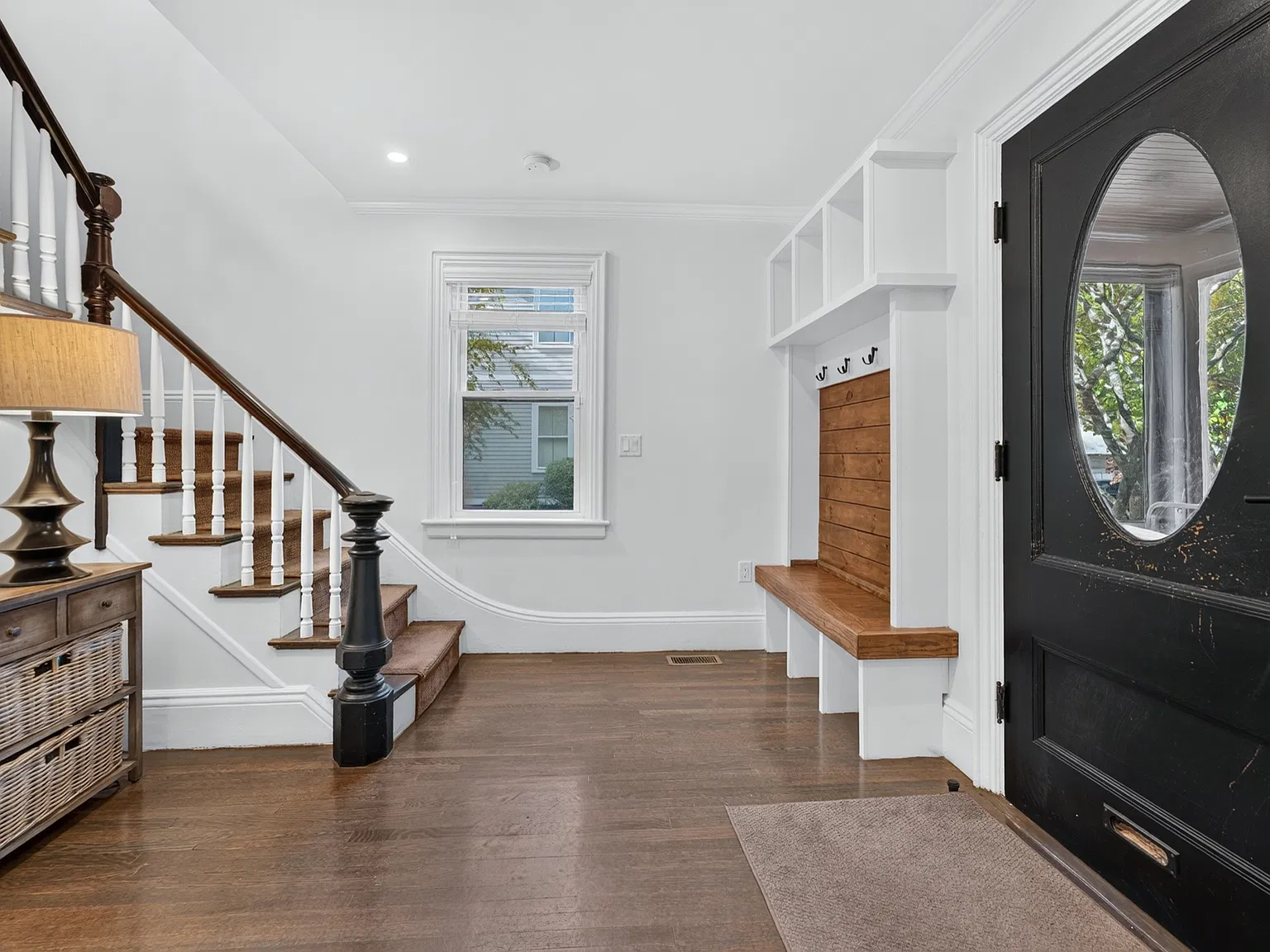 4 bed, 2247 sqft, $6,000 — Photo 3