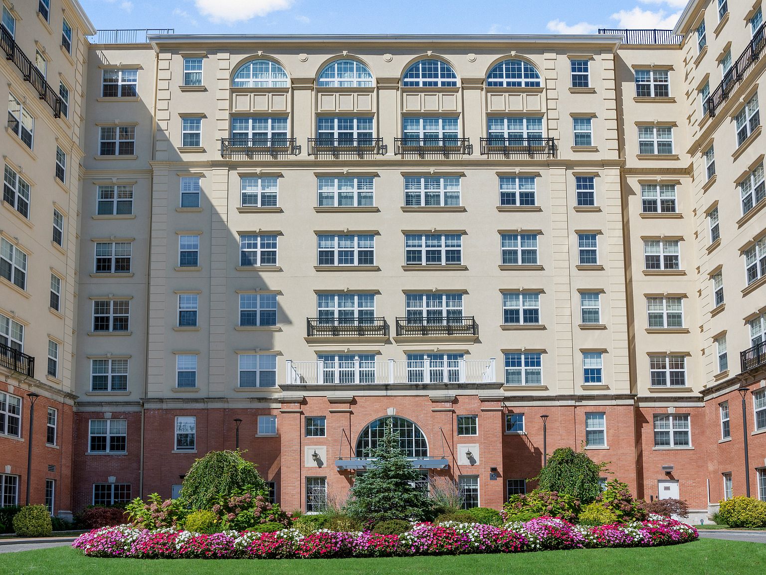 10 Byron Pl UNIT 605, Larchmont, NY 10538 Zillow