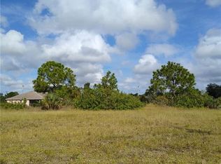 1535 NE 36th Ln, Cape Coral, FL 33909