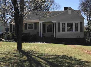 1 Canaday St, Inman, SC 29349