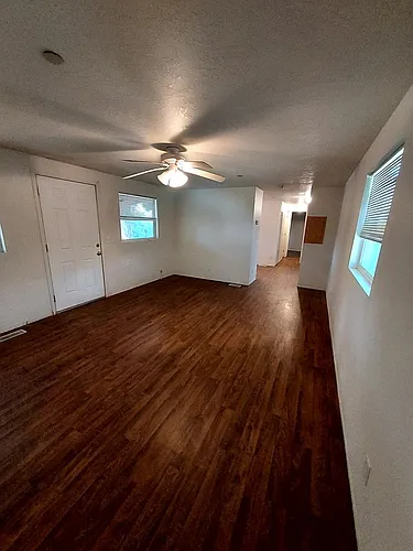 3959 Cartwright St Photo 1