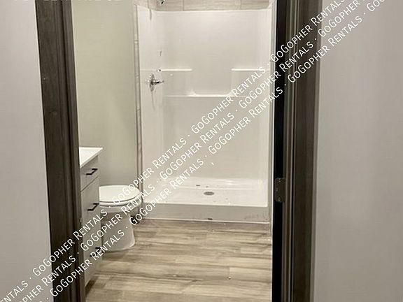 4th image of 714 12th Ave SE