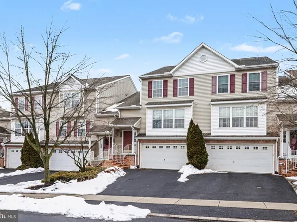 1167 Cross Creek Dr, Mechanicsburg, PA 17050