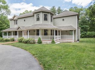 7 Forest Dr, Andover, MA 01810