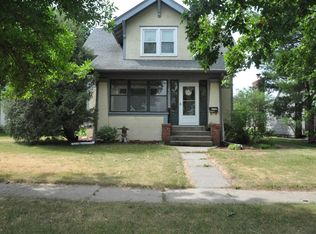 605 W 2nd Ave, Flandreau, SD 57028