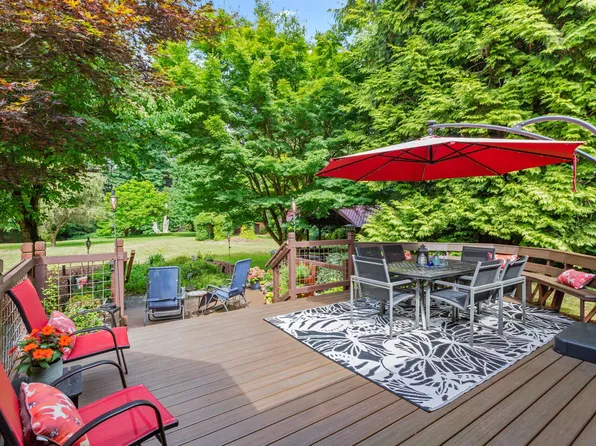 22567 127th Ave, Maple Ridge, BC V2X 4P7
