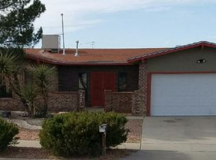 5571 Beth View Dr, El Paso, TX 79932