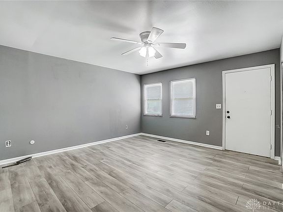 4th image of 309 Skinner Dr