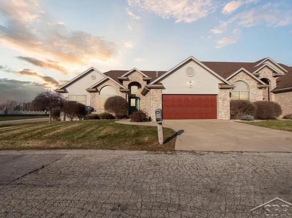 9 Willow Pointe Dr, Freeland, MI 48623