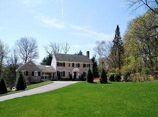 8 Dingletown Rd, Greenwich, CT 06830