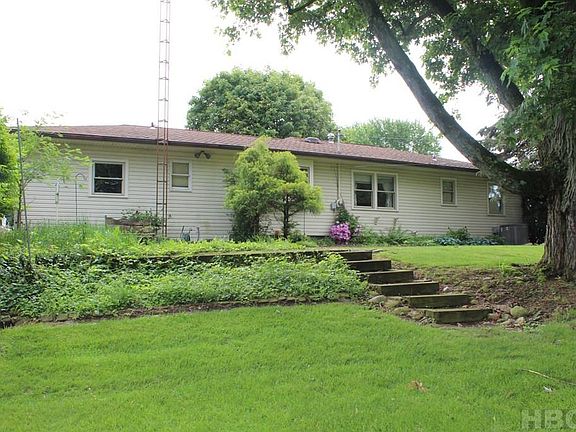 3rd image of 484 Shafer Dr