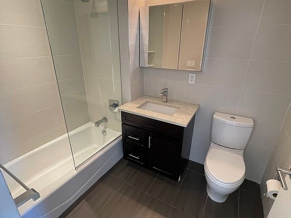 5th image of 26-11 28th St #5B