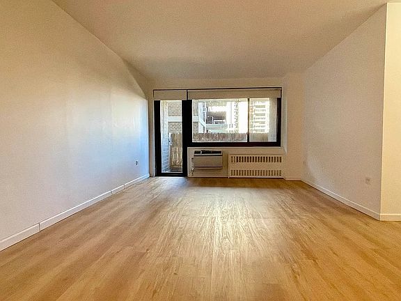 2nd image of 100 Beekman St APT 5M