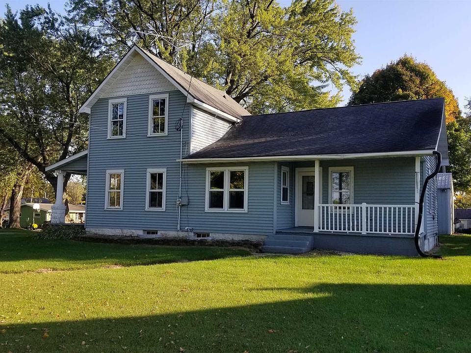 331 S West St, Neshkoro, WI 54960 Zillow