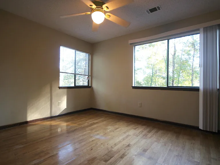 803 Bayliss Dr — Photo 28