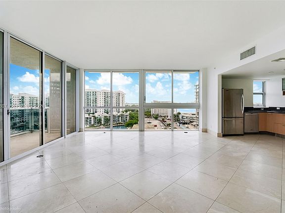 4th image of 7929 West Dr APT 1001