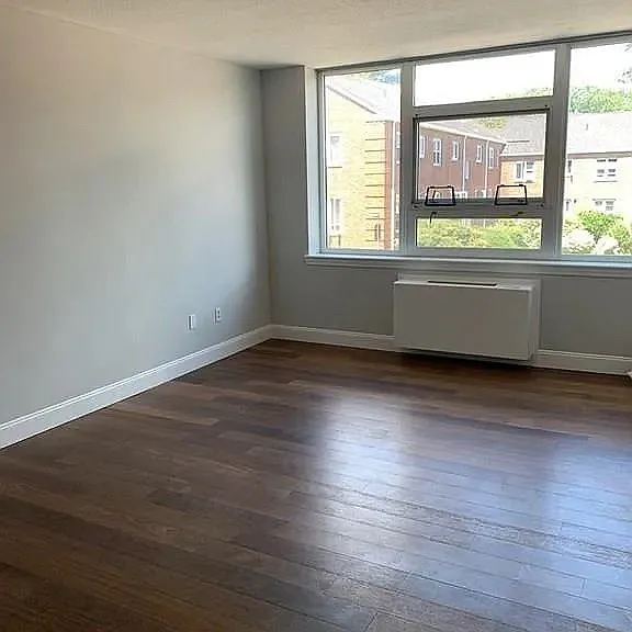 20 Hammond Pond Pkwy #206 — Photo 18