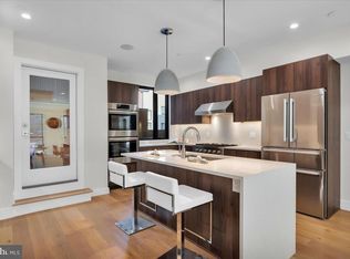 2129 Arch St #A, Philadelphia, PA 19103